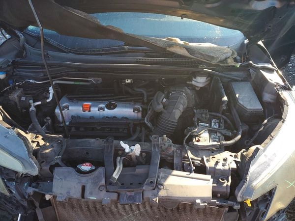 2013 HONDA CRV EX — Engine bay