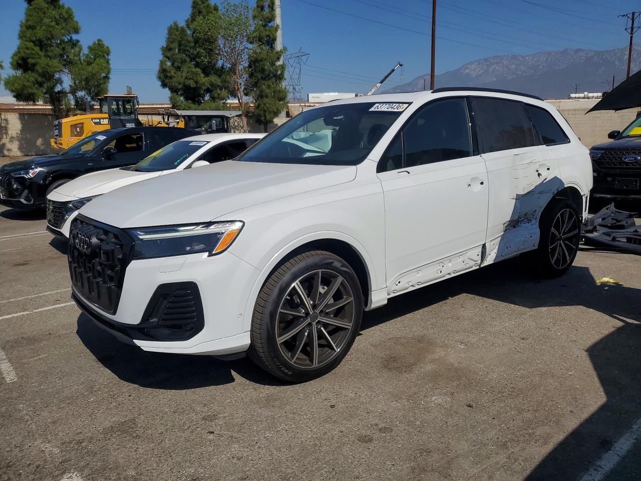 2026 AUDI Q7 quattro Premium Plus