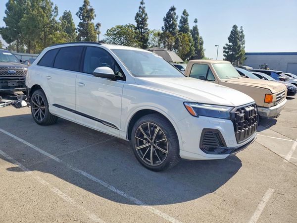 2026 AUDI Q7 quattro Premium Plus