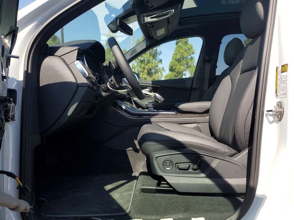 2026 AUDI Q7 quattro Premium Plus