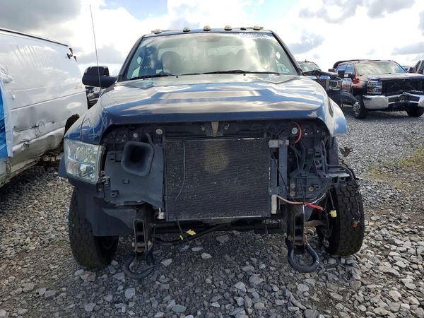 2018 RAM 4500 REG CAB CHASSIS