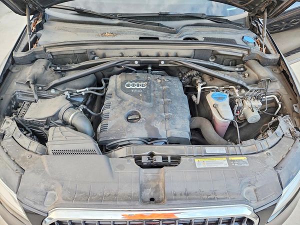 2017 AUDI Q5 quattro Premium