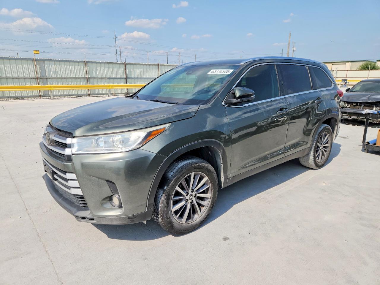2019 TOYOTA HIGHLANDER SE/XLE