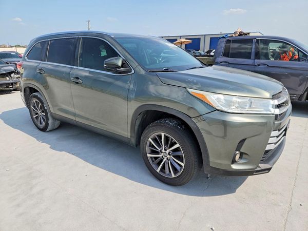 2019 TOYOTA HIGHLANDER SE/XLE