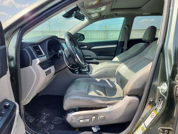 2019 TOYOTA HIGHLANDER SE/XLE