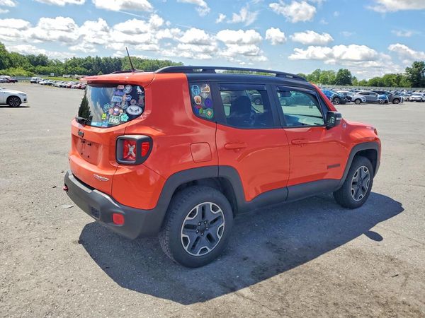 2016 JEEP RENEGADE TRAILHAWK 4X4