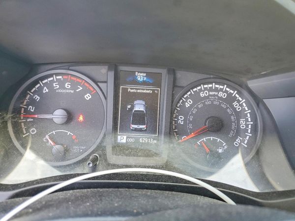 2022 TOYOTA TACOMA SR5