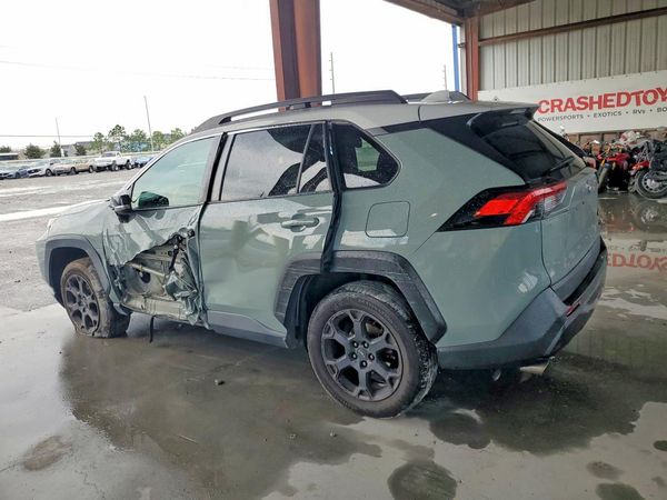 2020 TOYOTA RAV4 Adventure