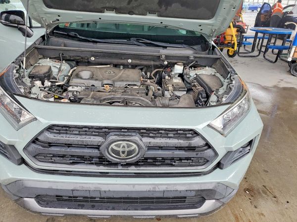 2020 TOYOTA RAV4 Adventure
