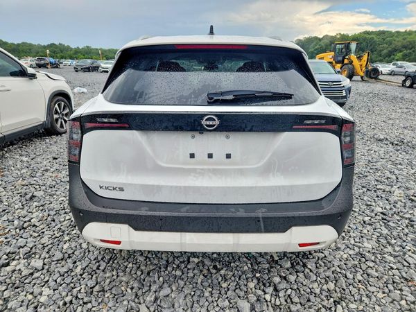 2026 NISSAN KICKS SV