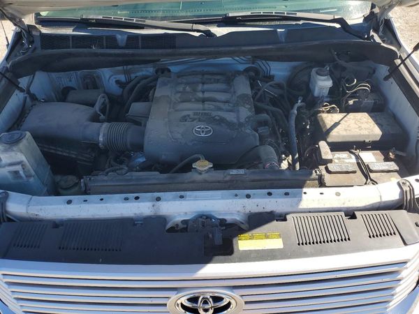 2017 TOYOTA TUNDRA Limited