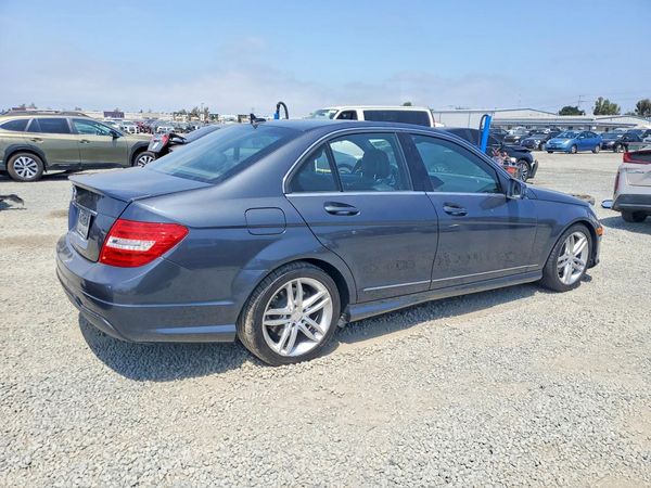2013 MERCEDES-BENZ C C250