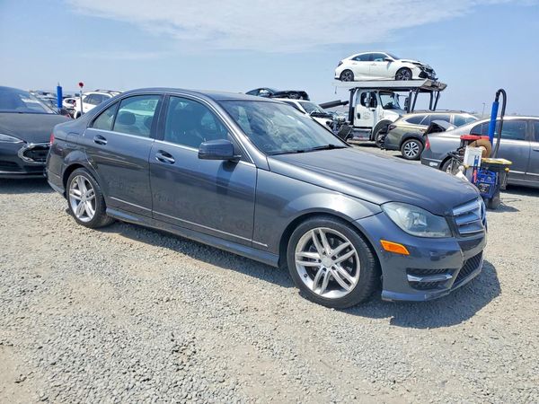 2013 MERCEDES-BENZ C C250