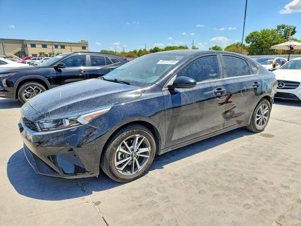 2022 KIA FORTE FE, LXS