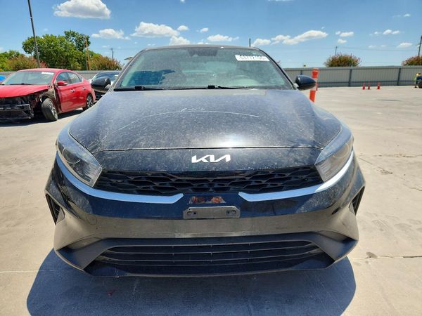 2022 KIA FORTE FE, LXS