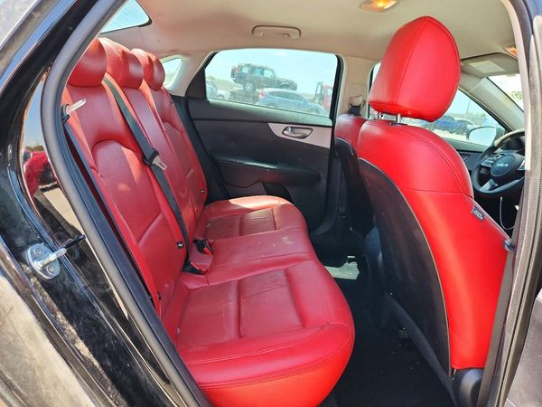 2022 KIA FORTE FE, LXS