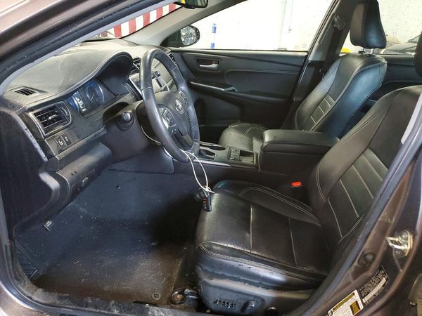 2016 TOYOTA CAMRY Hybrid — DENT