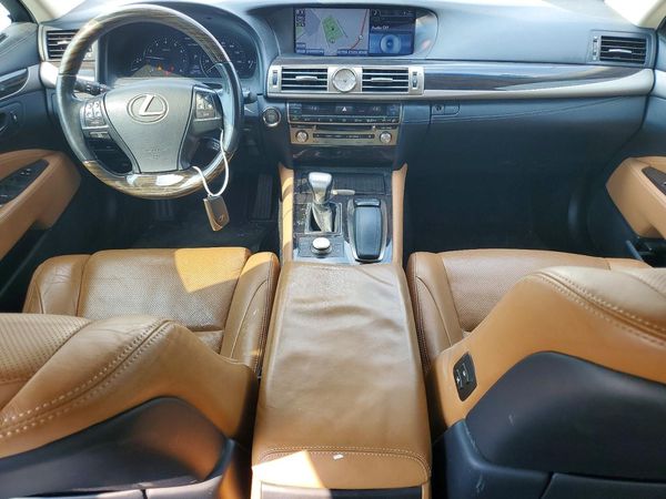 2013 LEXUS LS 460