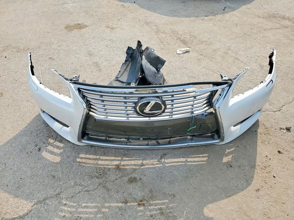 2013 LEXUS LS 460