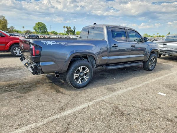 2019 TOYOTA TACOMA SR5