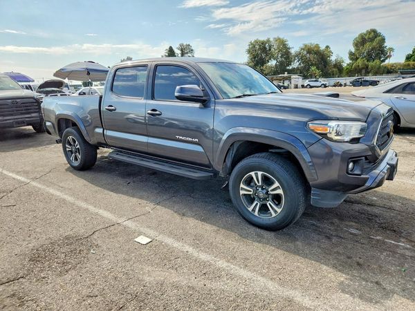 2019 TOYOTA TACOMA SR5