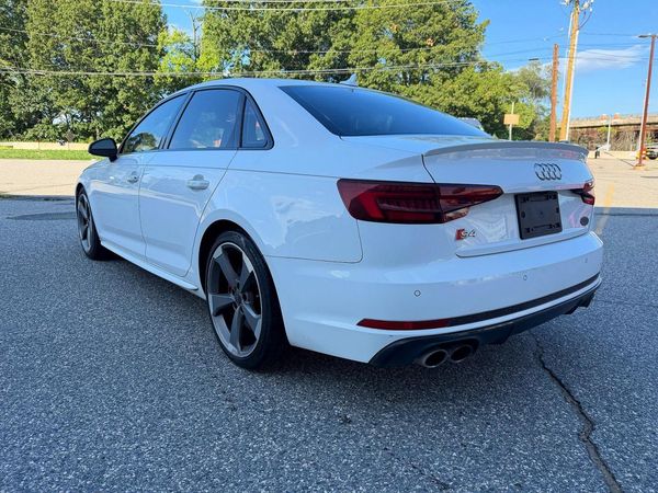 2019 AUDI S4 quattro Prestige