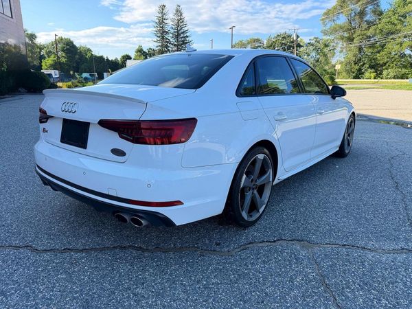 2019 AUDI S4 quattro Prestige