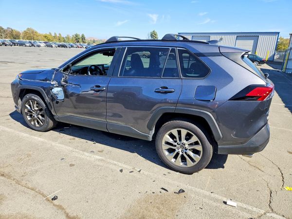 2019 TOYOTA RAV4 XLE Premium