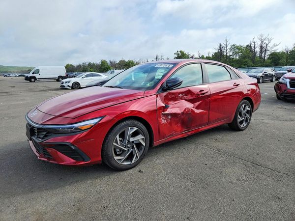 2025 HYUNDAI ELANTRA SEL Sport — Front 3/4