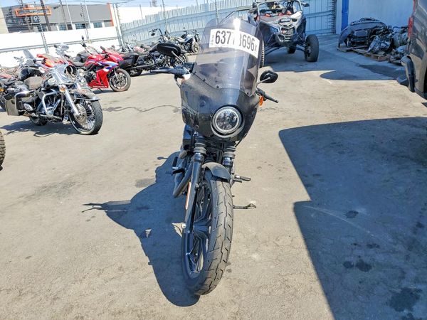 2022 HARLEY-DAVIDSON XL883
