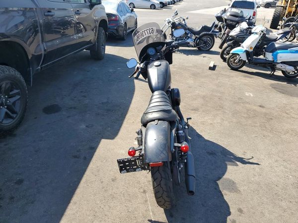 2022 HARLEY-DAVIDSON XL883
