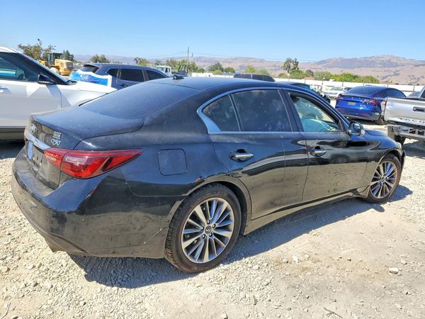 2018 INFINITI Q50