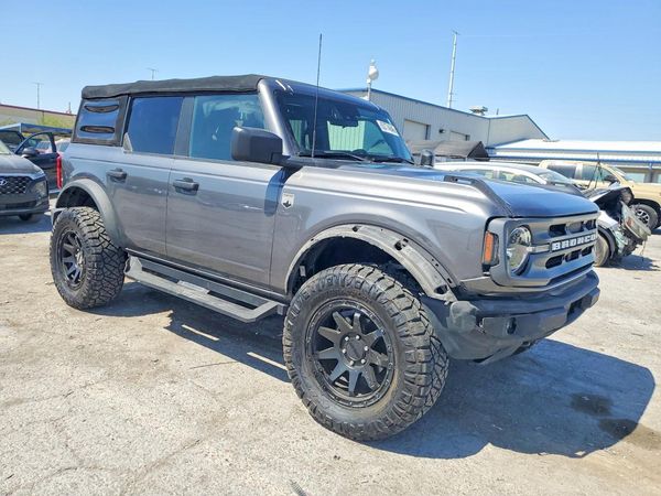 2022 FORD BRONCO