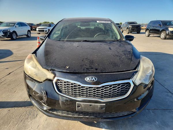 2016 KIA FORTE GL (Middle-Low Grade)