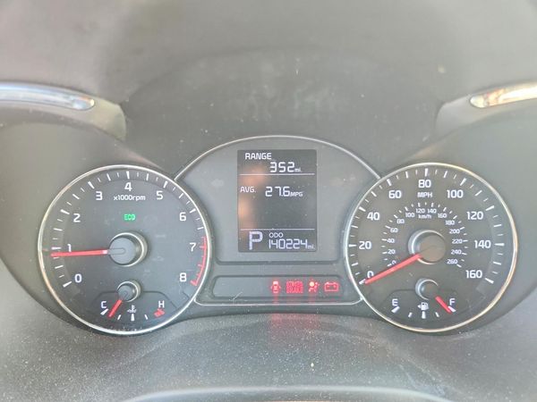 2016 KIA FORTE GL (Middle-Low Grade)