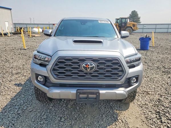 2020 TOYOTA TACOMA SR5