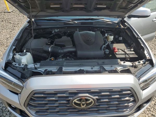 2020 TOYOTA TACOMA SR5