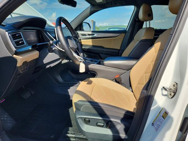 2025 VOLKSWAGEN ATLAS CROSS SPORT