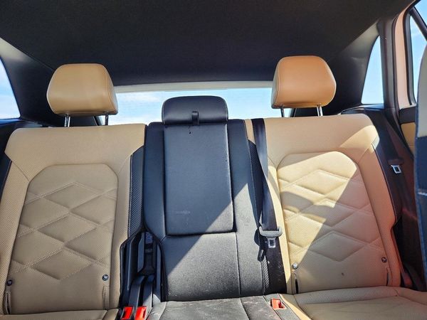 2025 VOLKSWAGEN ATLAS CROSS SPORT