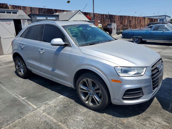 2016 AUDI Q3 Premium Plus