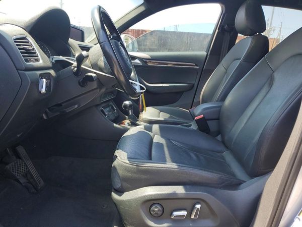 2016 AUDI Q3 Premium Plus