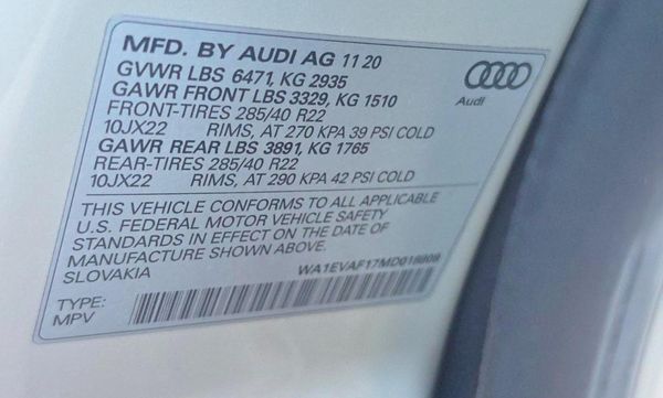 2021 AUDI Q8