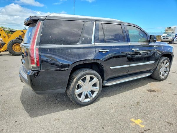 2019 CADILLAC ESCALADE Luxury