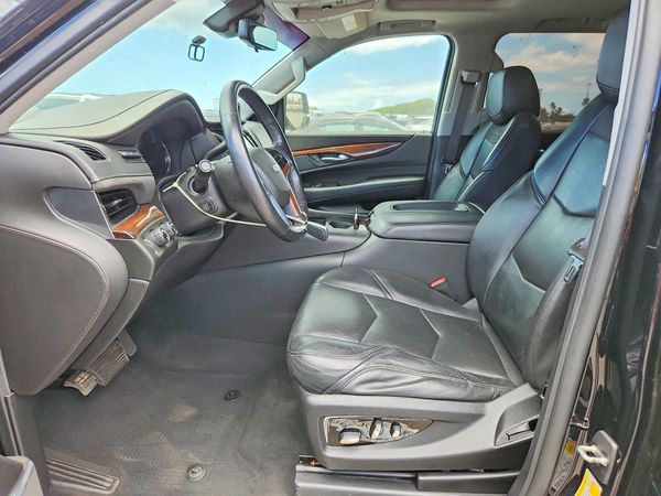 2019 CADILLAC ESCALADE Luxury