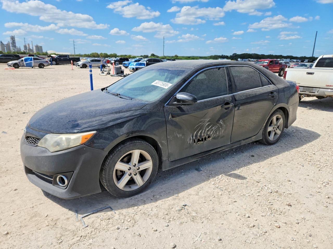 2014 TOYOTA CAMRY