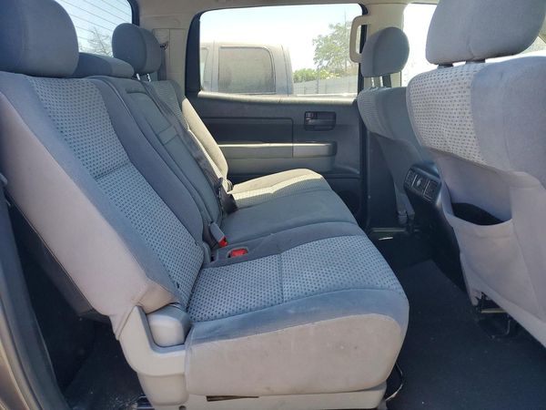 2013 TOYOTA TUNDRA SR5