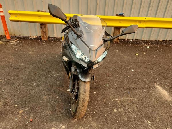 2022 KAWASAKI EX400