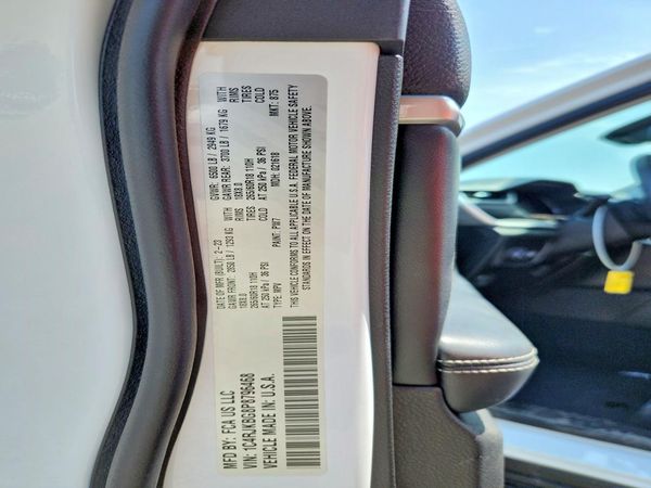 2023 JEEP GRAND CHEROKEE