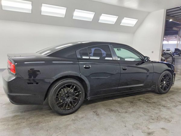 2013 DODGE CHARGER SE