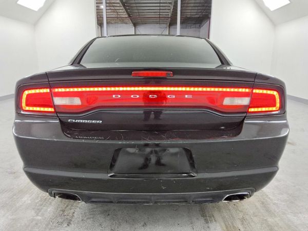 2013 DODGE CHARGER SE